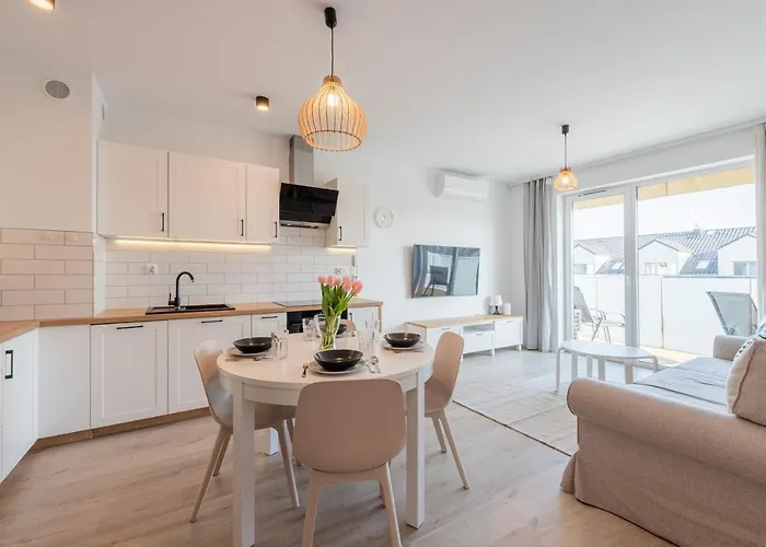 Posesja Kapitanska, Sun & Snow