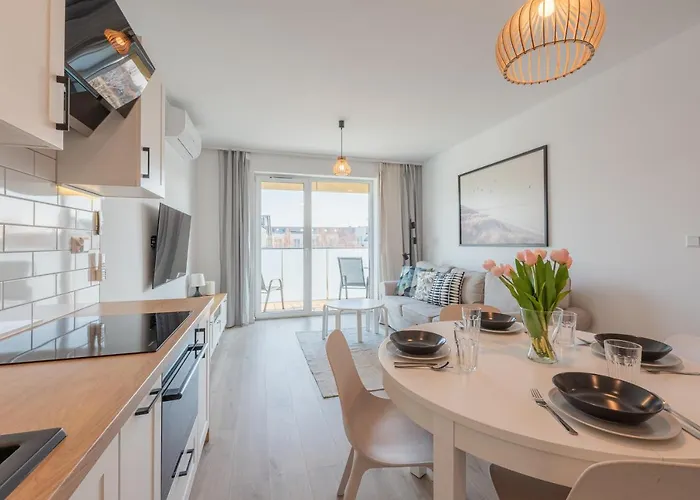 Posesja Kapitanska, Sun & Snow Lägenhet